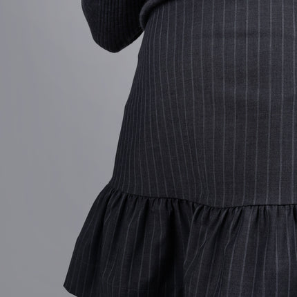 Pinstripe Dark Grey Dessin